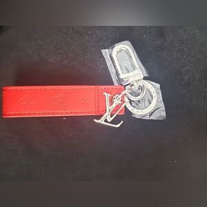 Brand new  Scarlet Key Holder with Silver Accents